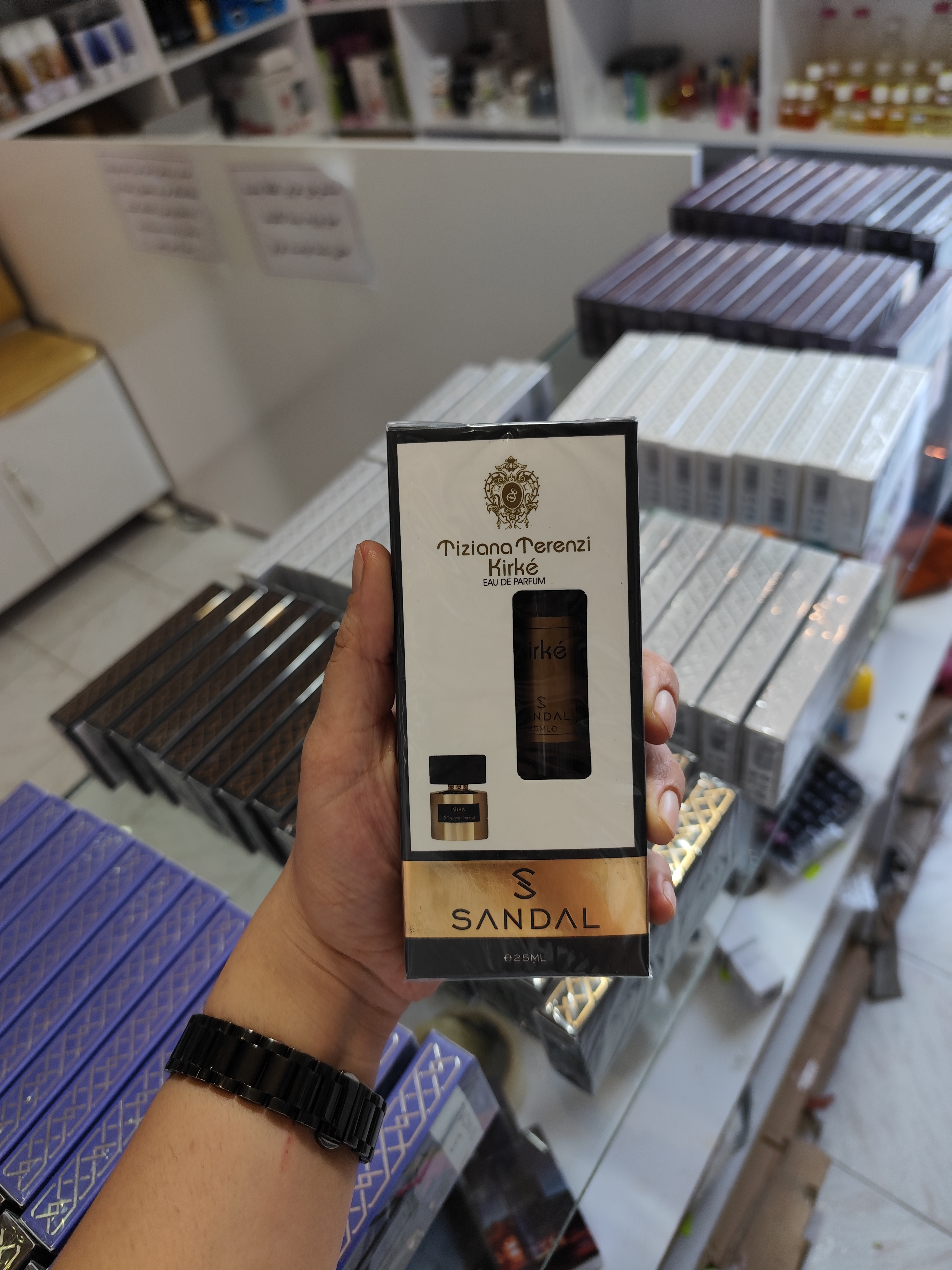 عطر جیبی مردانه صندل مدل Tiziana Terenzi Kirke حجم 25 میلی لیتر